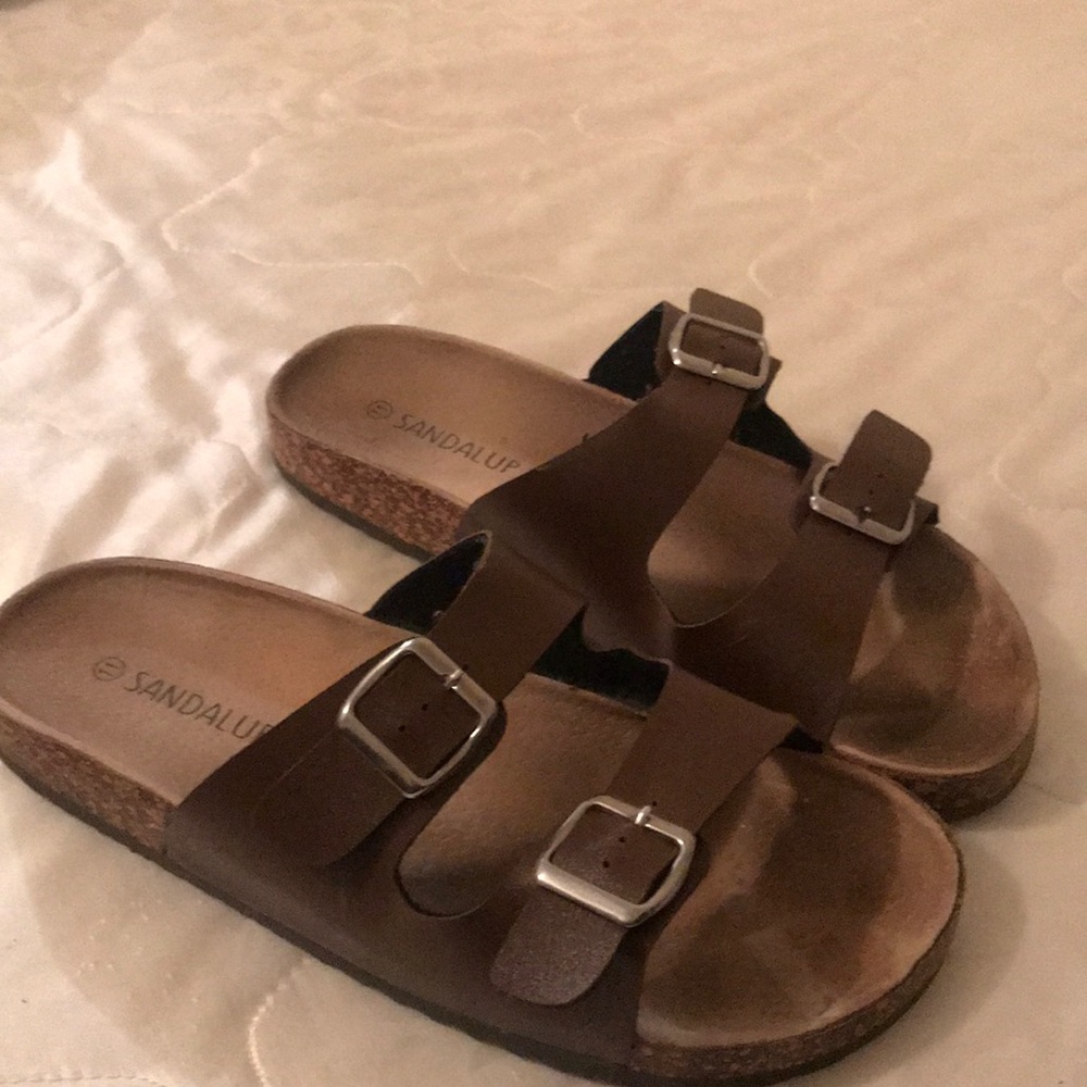 Sandalup brand strap sandals